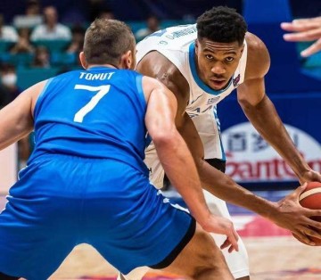 NBA视频直播-字母哥缺席本土后卫集体回暖 希腊男篮仍需磨合